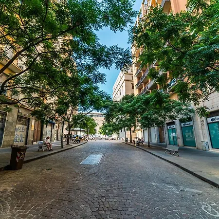 Alice In Wonderland * Naples