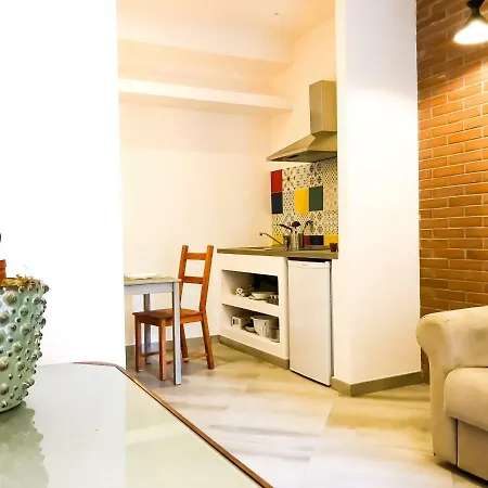 Alice In Wonderland Apartment