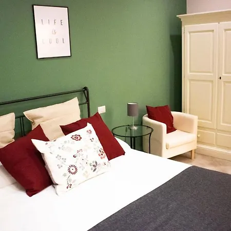 Alice In Wonderland * 那不勒斯