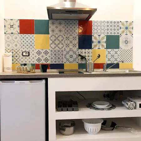 公寓 Alice In Wonderland