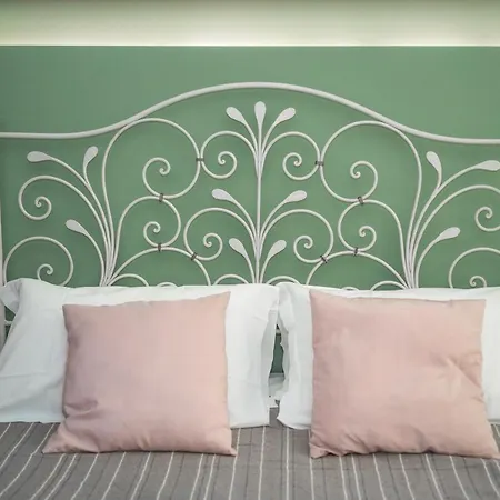 Alice In Wonderland Napels